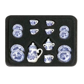 ARTESANÍA LATINA 12686. PACK PORCELANA CARTUJA AZUL PARA CASA DE MUÑECAS