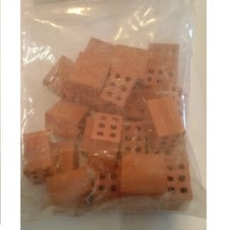 Keranova 350067. Bolsa 25 medios ladrillos de cerámica escala 1:10