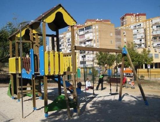 VENTA PARQUE INFANTIL DE MADERA GRANADA, REF ASL_264