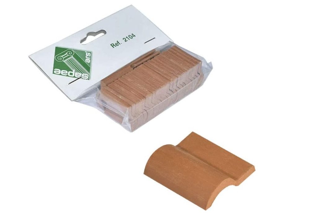 Venta 25 Tejas romanas. ESCALA 1/10. AEDES_2104