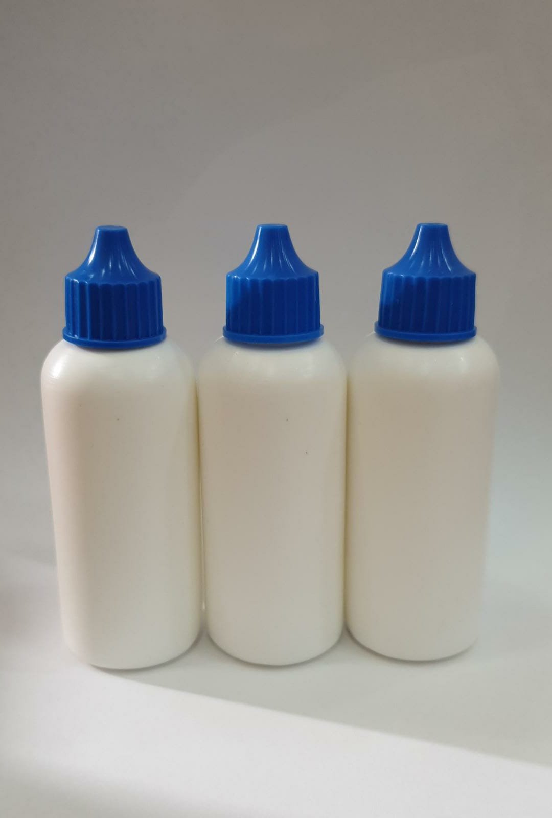 3x BOTES DE COLA BLANCA. 2400 AEDES