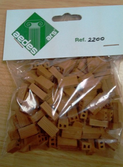 LADRILLOS PARA MAQUETAS, 150u., ESCALA 1/20, AEDES 2200